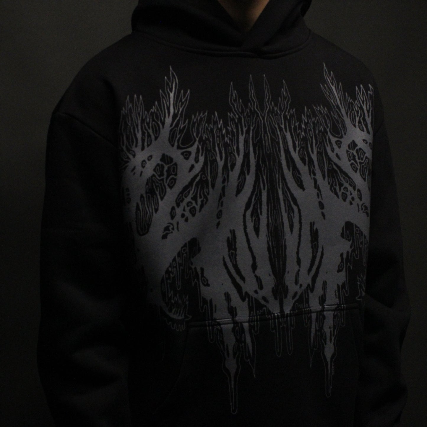 BLACK ARTERY PULLOVER