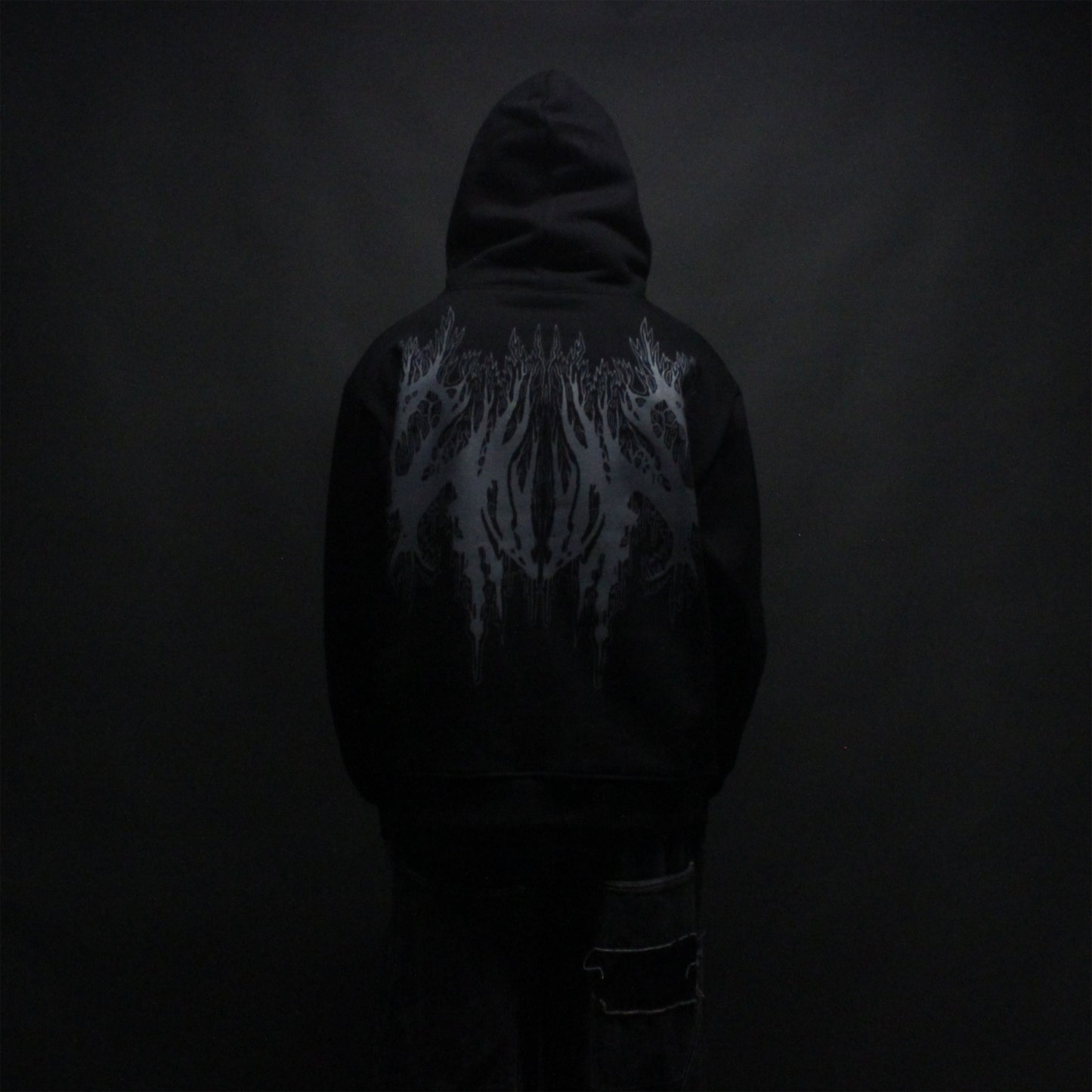 BLACK ARTERY PULLOVER